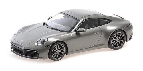 MINICHAMPS-PORSCHE911-GREENMETALLIC-01.jpg
