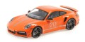 MINICHAMPS-PORSCHE911-COUPE-ORANGE-01.jpg