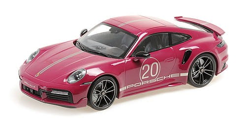 MINICHAMPS-PORSCHE911-COUPE-RED-01.jpg