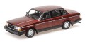 MINICHAMPS-VOLVO240-DARKRED-01.jpg