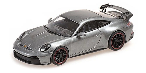 MINICHAMPS-PORSCHE911-GT3-GREYMETALLIC-01.jpg