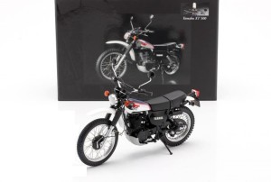 Yamaha XT 500 1986 (dark blue/white)