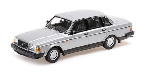 VOLVO 240 GL – 1986 – SILVER
