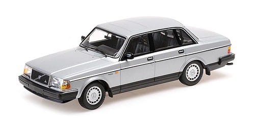 VOLVO 240 GL – 1986 – SILVER.jpg
