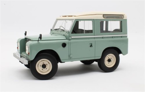 Landrover 88 Serie III green _1.jpg