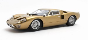 Ford GT40 MkIII 1966 (gold)