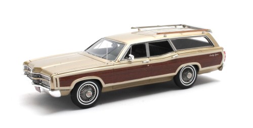 Ford LTD Country Squire metallic goud_1.jpg