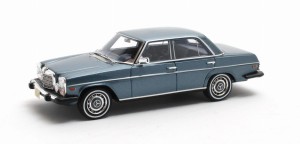 Mercedes-Benz 300D W115 USA 1976 (blue metallic)