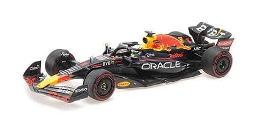 ORACLE RED BULL RACING RB18 - MAX VERSTAPPEN - WINNER HUNGARIAN GP 2022a.jpg