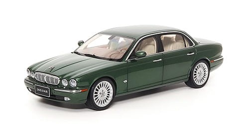 MINICHAMPS JAGUAR XJ6 (X350) - RACING GREENa.jpg
