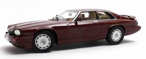 Cultscale CML100 Jaguar XJR-S 1993 red.jpg