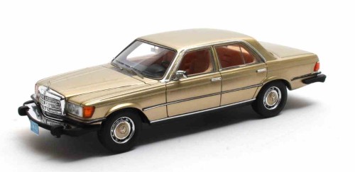 Matrix Mercedes 300SD MX11302-222.jpg