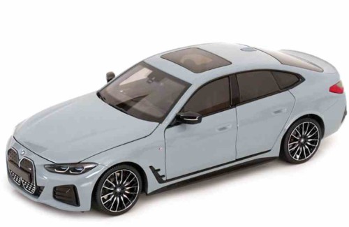 Minichamps  110023010 BMW i4 M50_1.jpg