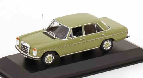 Minichamps 940034007 MERCEDES BENZ 200_1.jpg