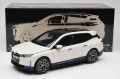 Minichamps  110023102 BMW iX_5.jpg