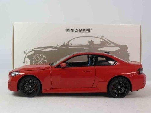 Minichamps  110023120 BMW M2 red _4.jpg