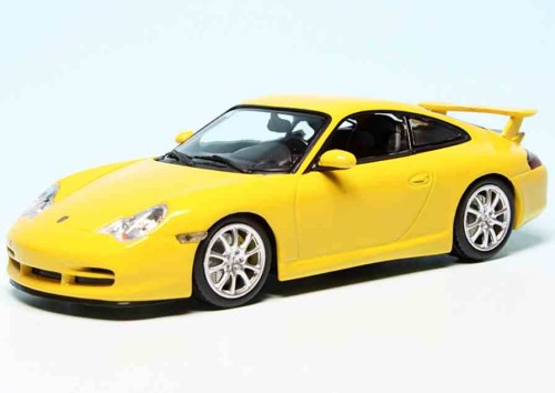 Minichamps 400062028 PORSCHE 911 GT3.jpg