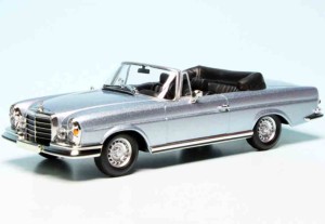 Mercedes Benz 280SE 3.5 Cobrio W111 (1970) ),  1:43 Minichamps  940038131