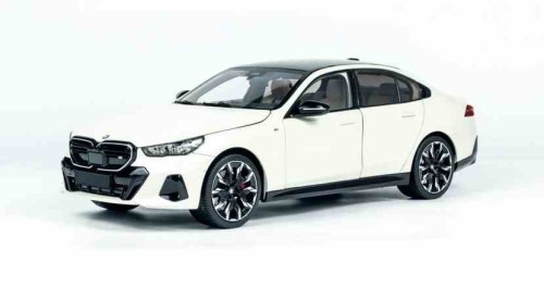 Minichamps  110023402_4.jpg