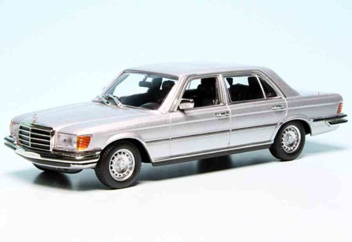 Minichamps 940039200.jpg