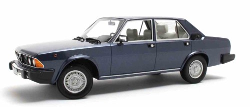 Cultscale CML239-3 Alfa Romeo.jpg