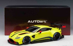 Aston Martin Vantage GTE Presentation Car, 1:18 Autoart 81807