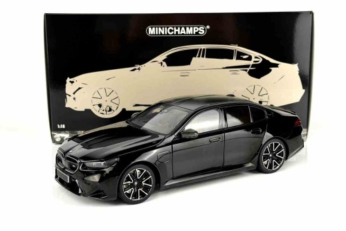 Minichamps 110023801.jpg