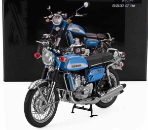 Suzuki GT 750 1973 Blue Metallic ,1:12 Minichamps 122162102
