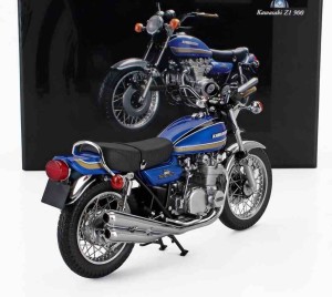 Kawasaki 900 Z1 Super 4 ,  1972 Petrol ,1:12 Minichamps 122164102