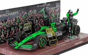 SAUBER - F1 C45 TEAM STAKE KICK N 27 3rd SILVERSTONE BRITISH (first career podium) GP 2025 WITH PIT BOARD AND STANDING FIGURE NICO HULKENBERG