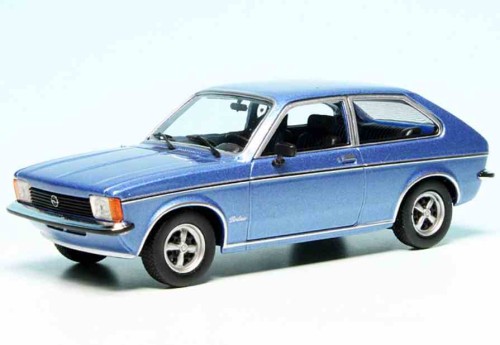 Minichamps 940048161.jpg