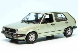 Volkswagen Golf Ii (4-Door)1985 Silver Green Metallic  , 1:43 Minichamps 940054190