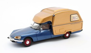 Citroen ID Camper 1973 (blue/gold) 