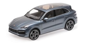 Porsche Cayenne Turbo S 2017 (blue metallic)