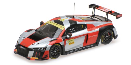 minichamps_437161107.jpg