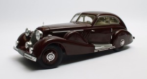 Mercedes-Benz 500K Spezial Stromlinienwagen Tan Tjoan Keng 1935 (maroon)  