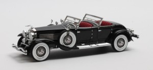 Duesenberg SJ 2608 J-582 Torpedo Pheaton Walker La Grande 1930 (black) 