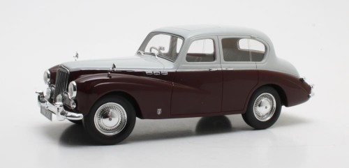 cult scale_CML084-1.jpg