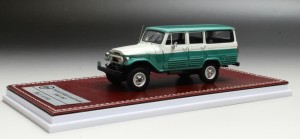 Toyota FJ45LV Land Cruiser 1963-1967 (white /green) 