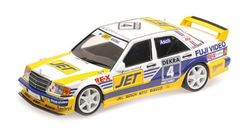 minichamps_155893604.jpg