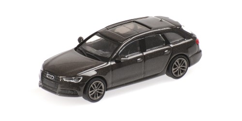 minichamps_870018111.jpg