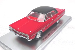 Plymouth Fury 4-Door Sedan 1968 red